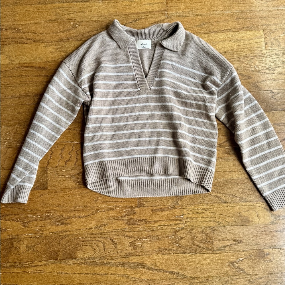 Aritzia‎ Striped V-Neck Oversized Sweater in Taupe and White- Size Medium